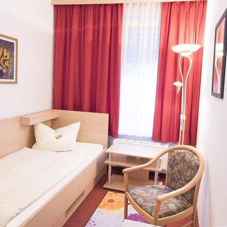 Hotel Giesing Мюнхен Экстерьер фото