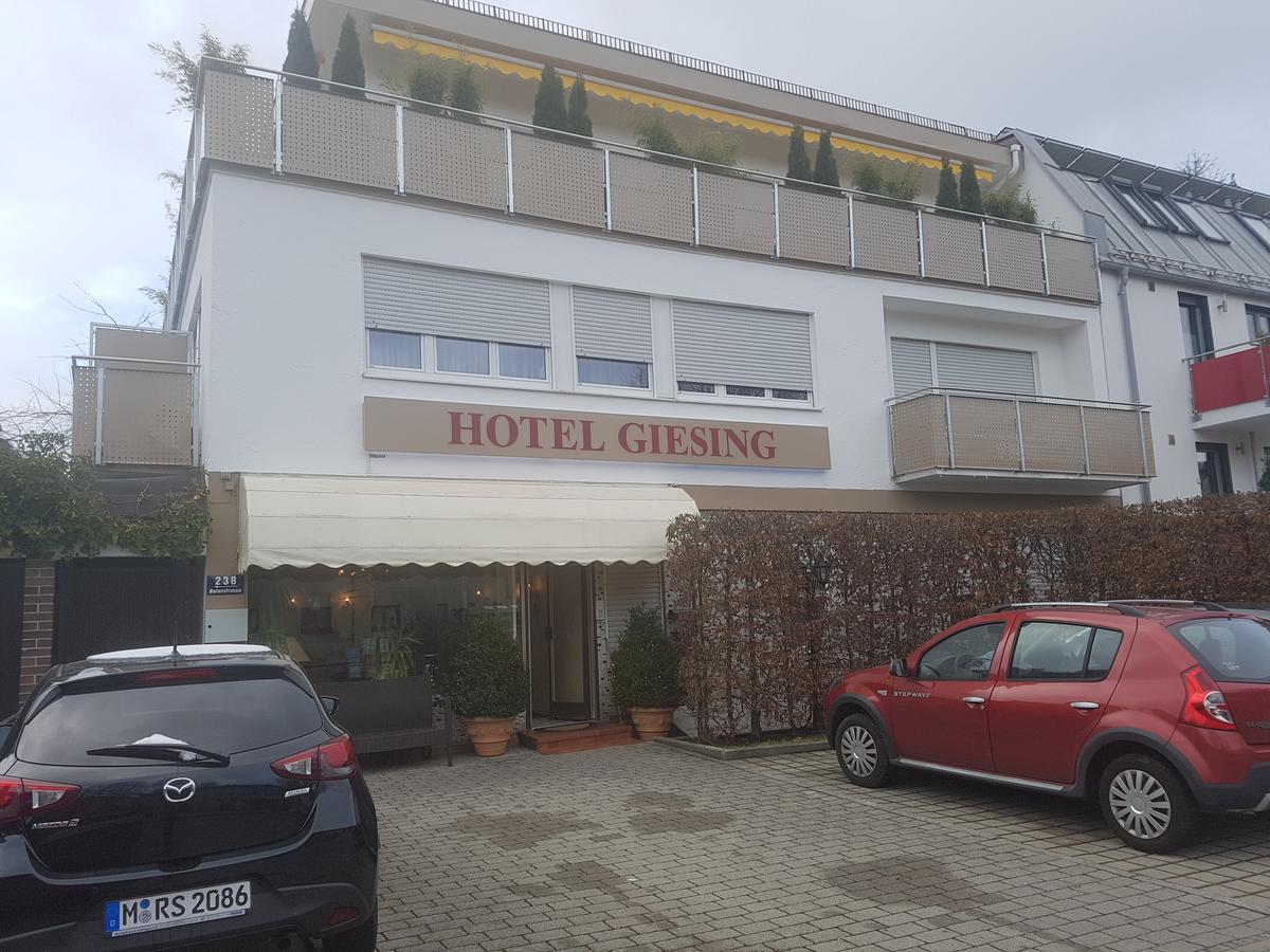 Hotel Giesing Мюнхен Экстерьер фото